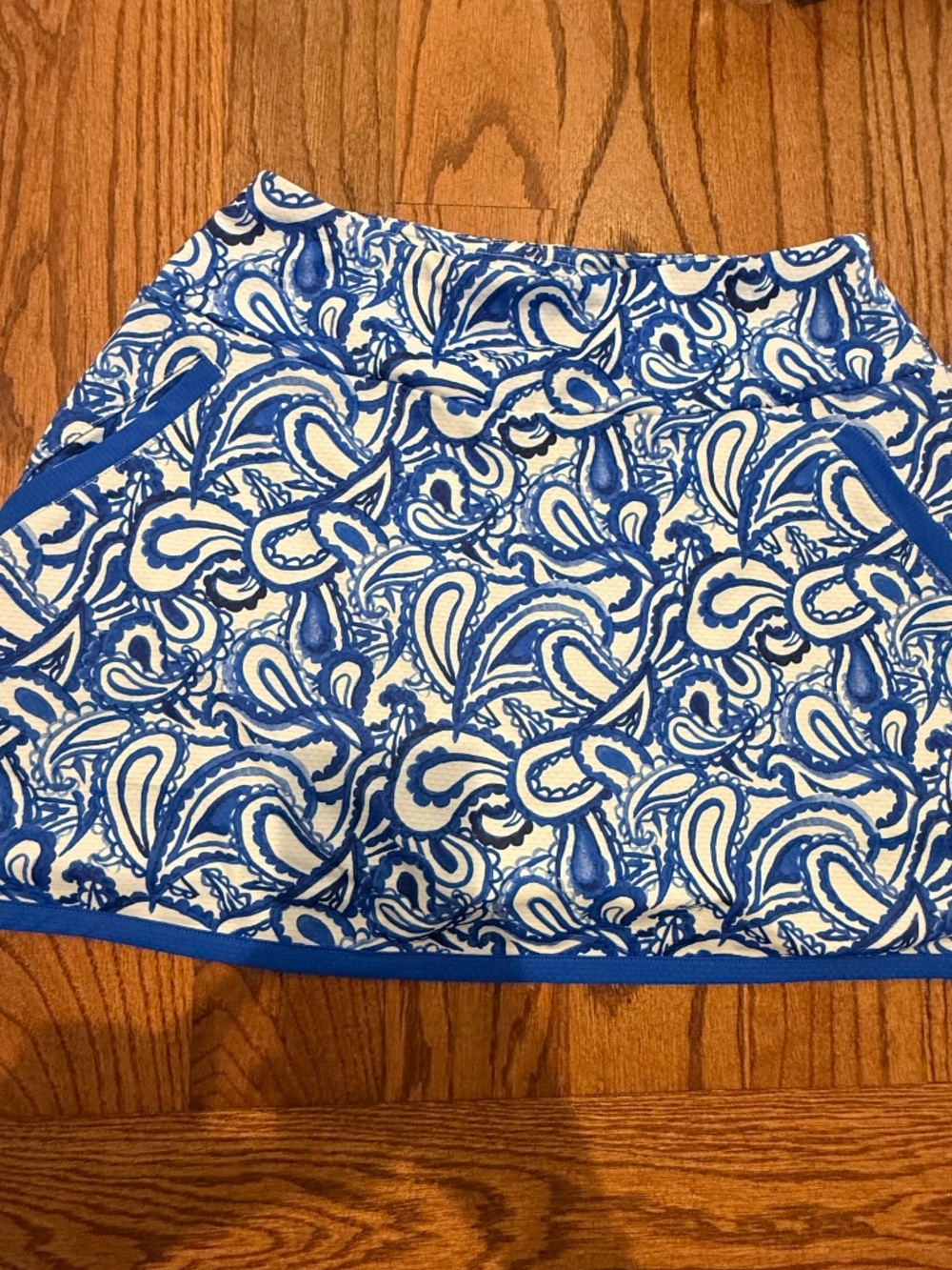 By Gatta Blue White Paisley Golf Tennis Skort Small